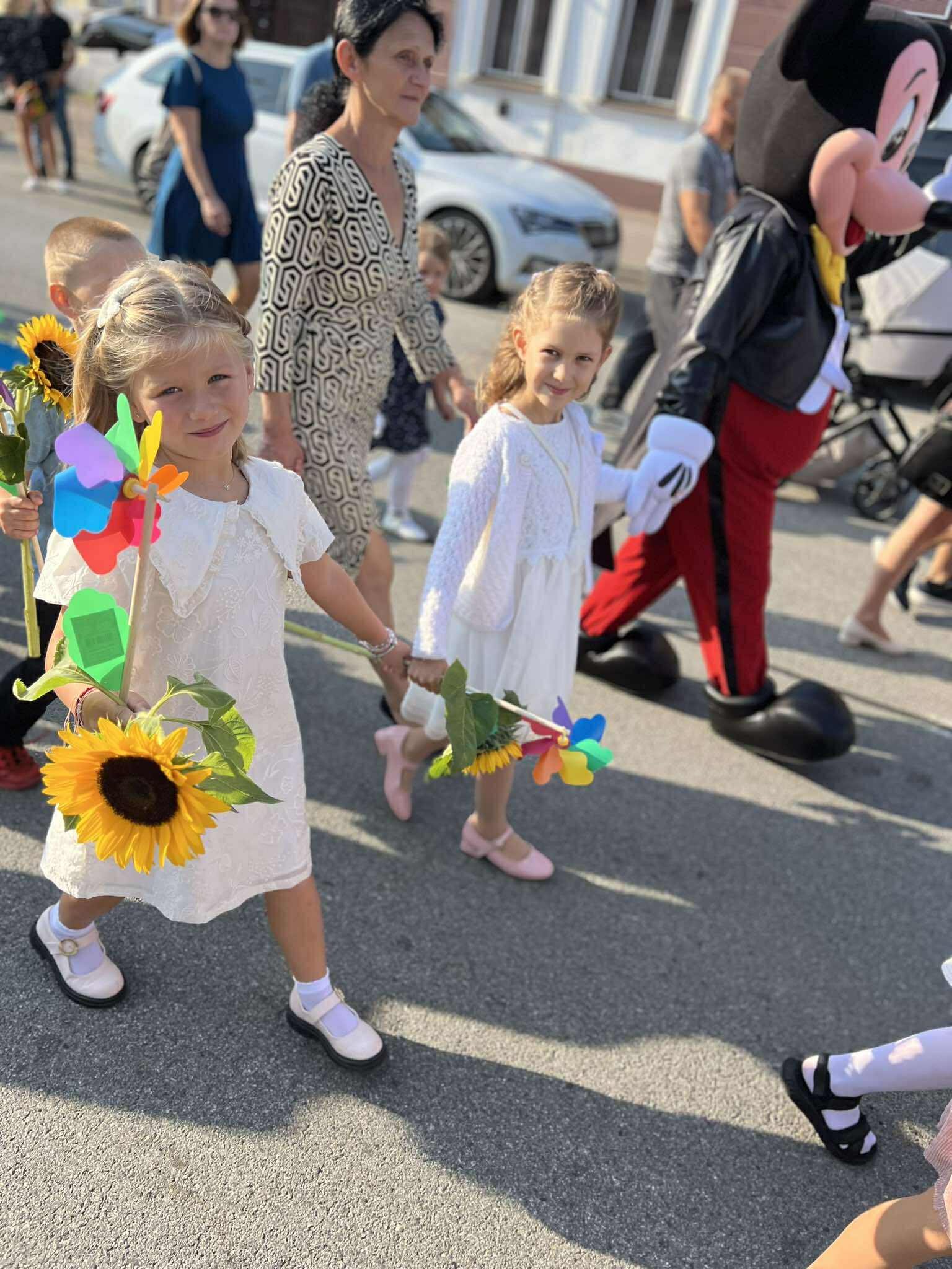 received_1305416314576926