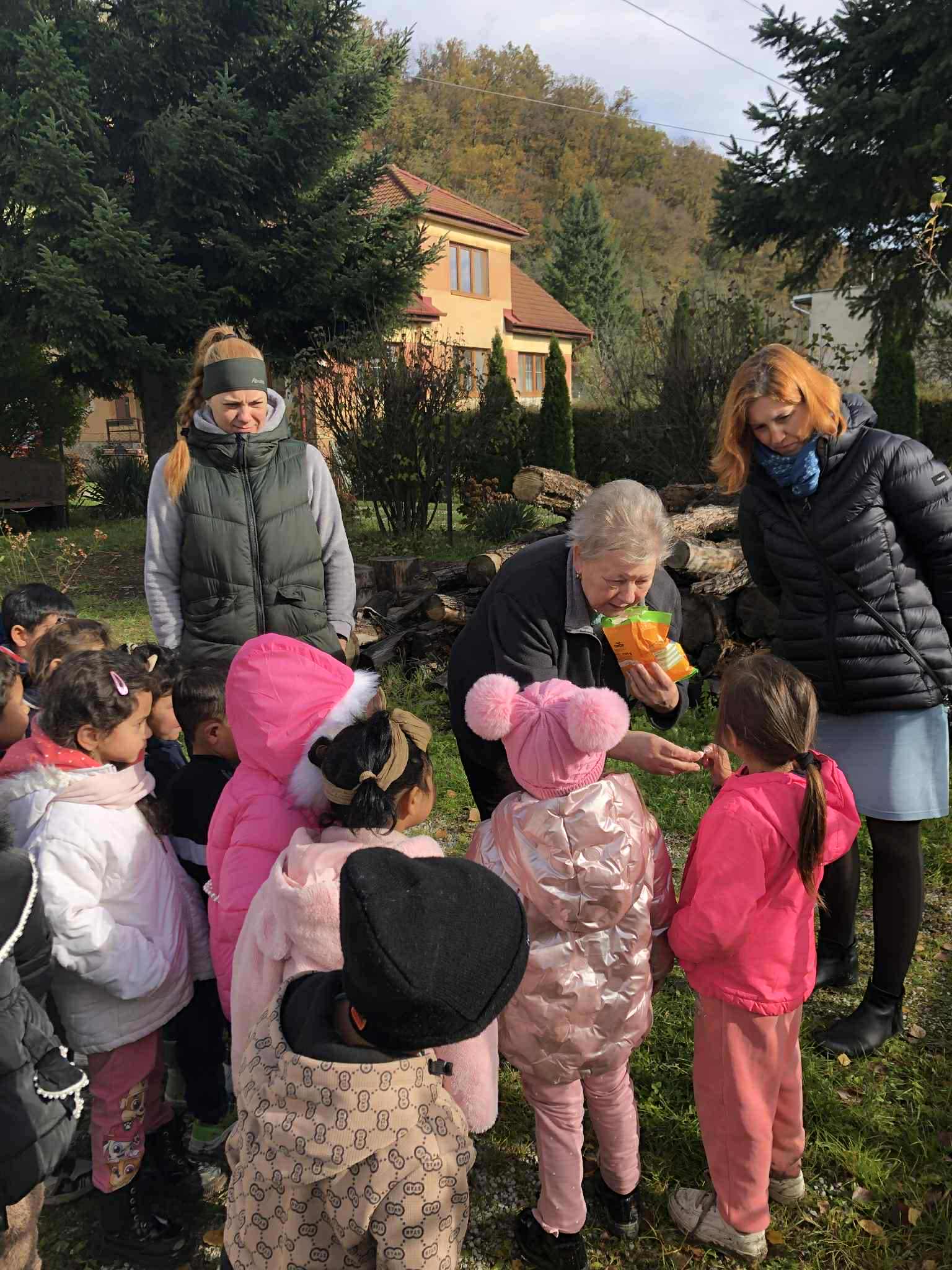 7a195927-342f-4cc2-8674-7d2672610896