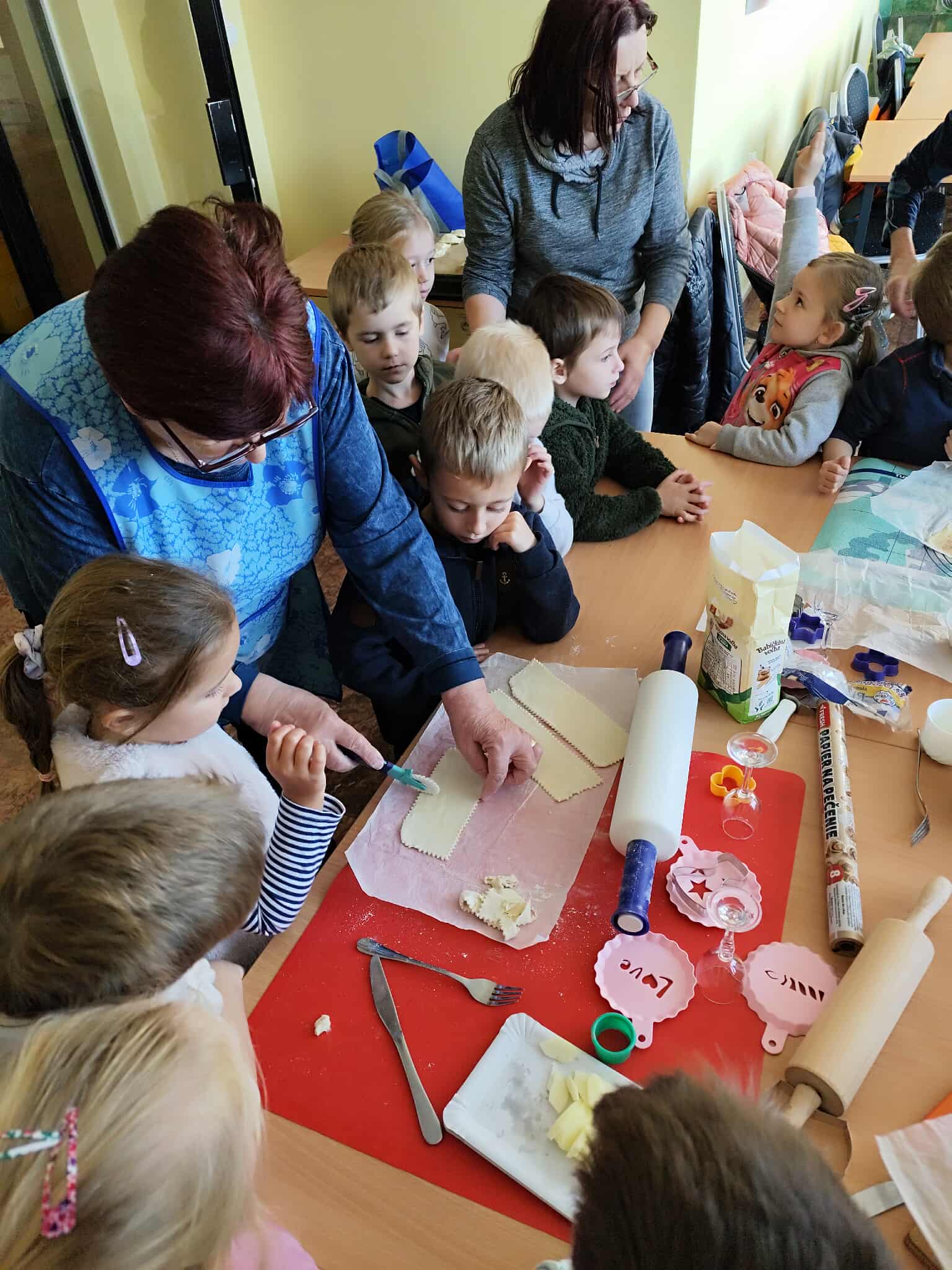 361f9a9d-0ecf-46b7-832c-882350a93e38