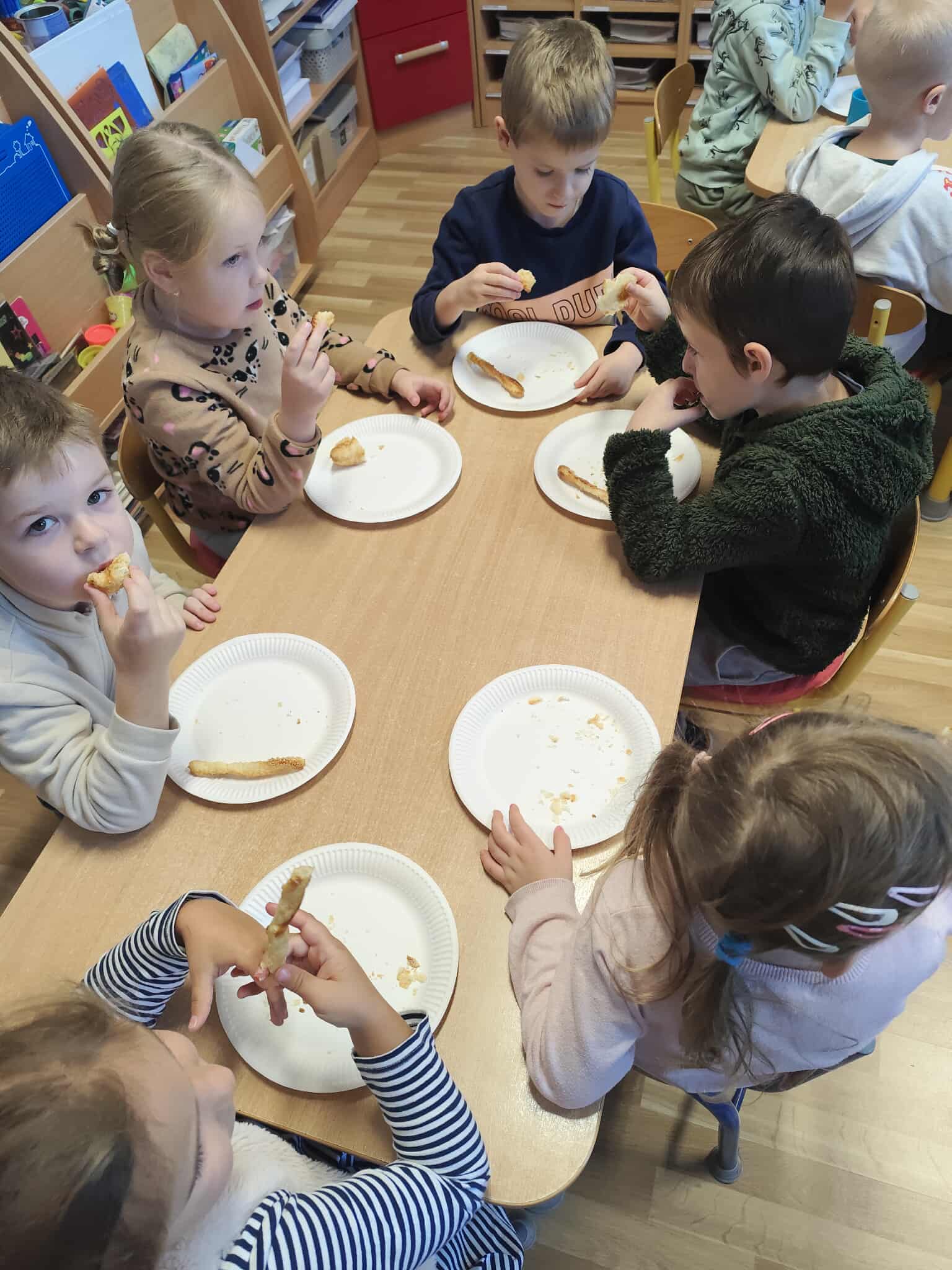 dcacc6e6-58db-4261-95d6-c0f3ff9b20dc